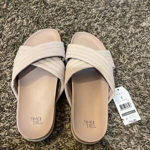 Time and Tru sandals